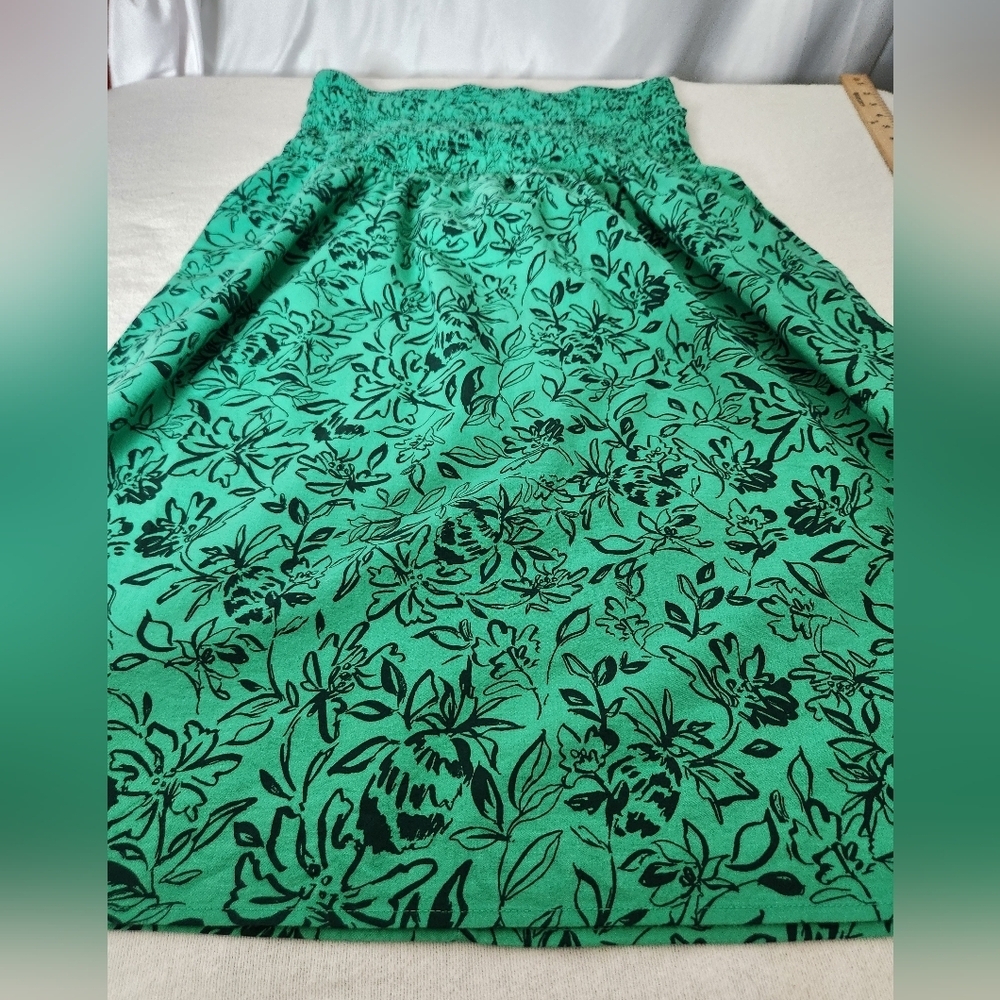 Maternity A-Line Skirt by Ingrid & lsabel - Size XS - Picture 5 of 11